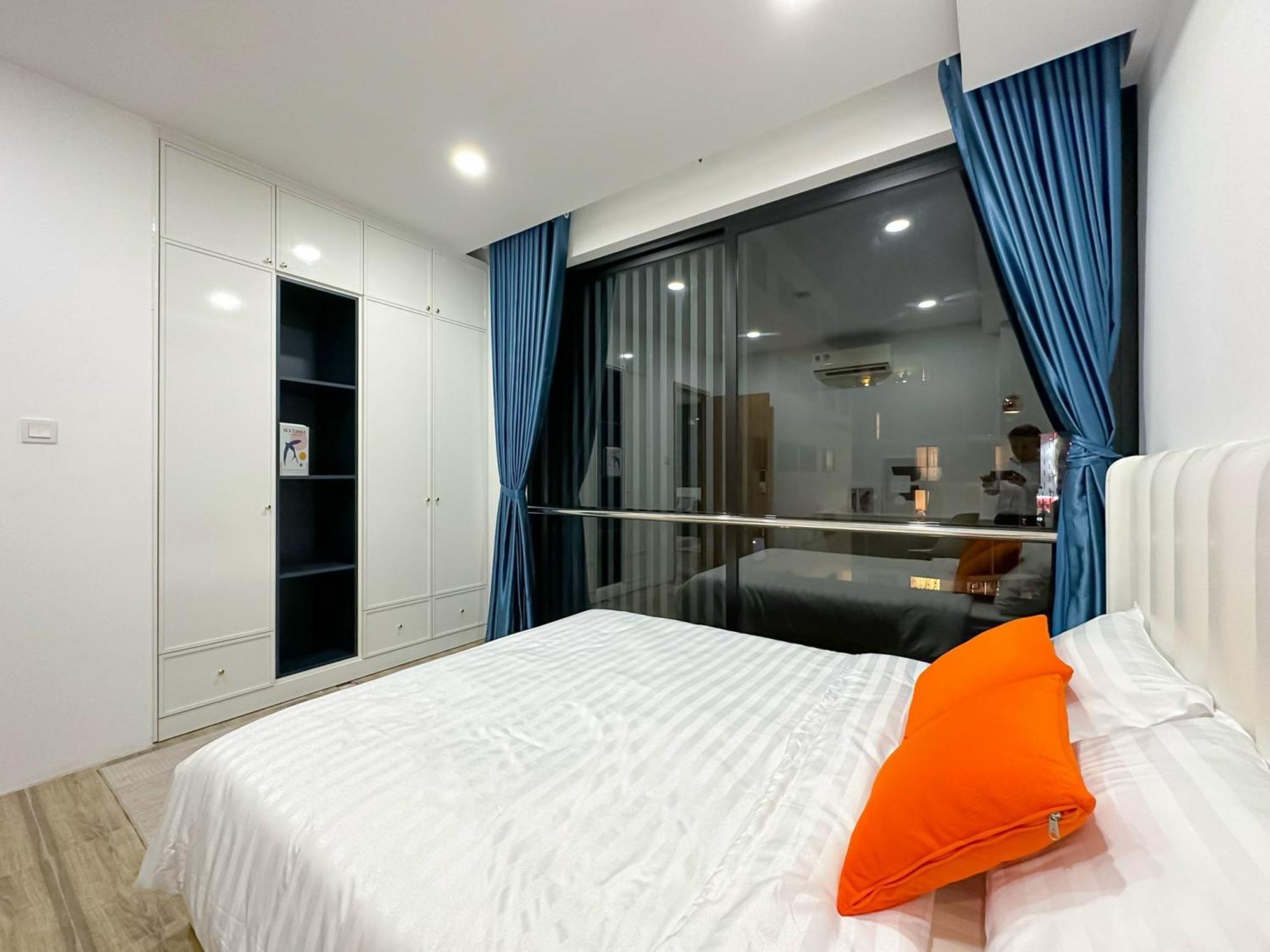 Unite Premier * TP. Hồ Chí Minh